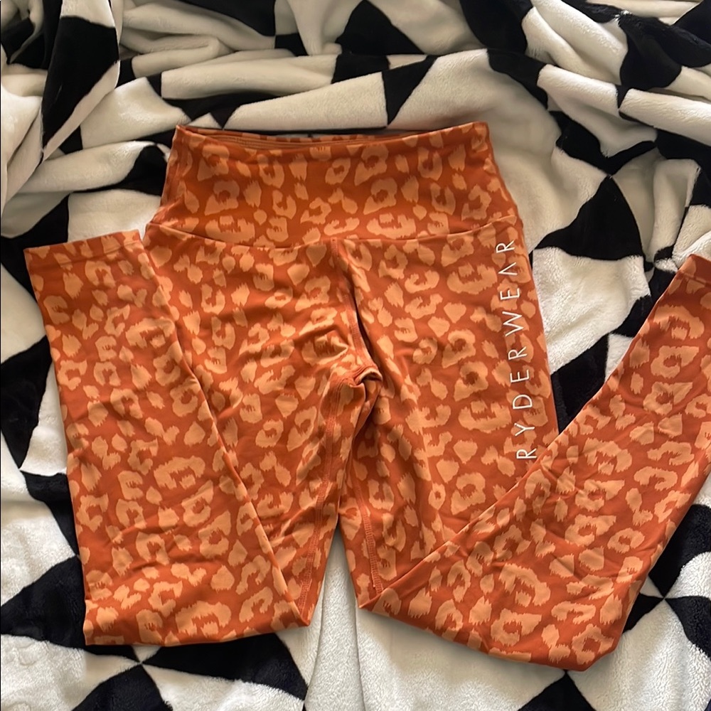 Ryderwear Women's Orange Leopard Leggings